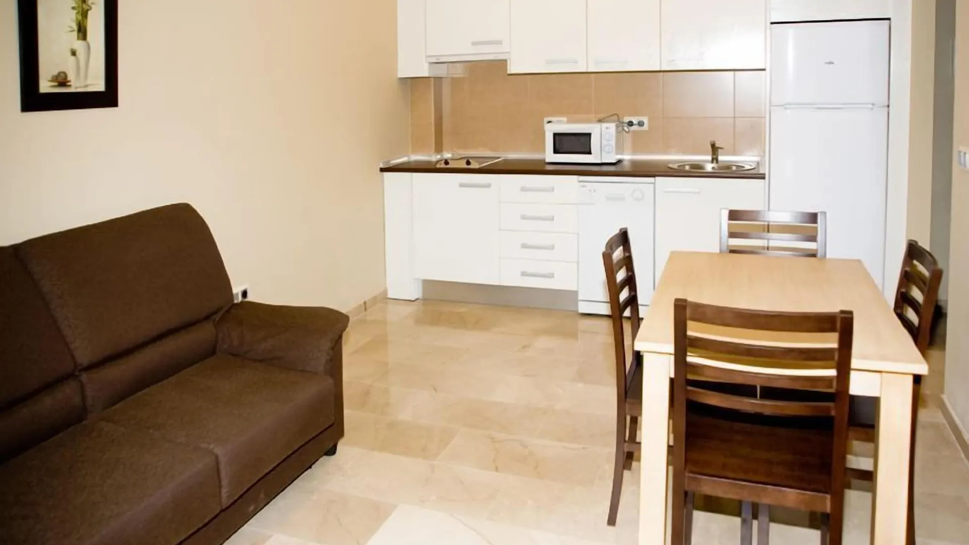 Apartamentos La Castilleja Cordoba Spain